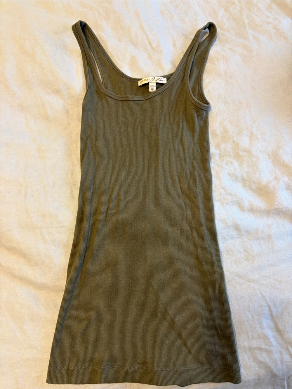 Express one eleven green tank top
